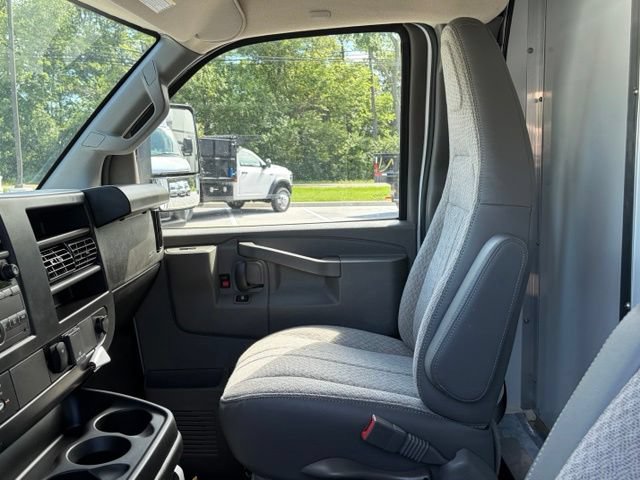 New 2026 Chevrolet Express 3500 w/ Power Convenience Package RWD image 29