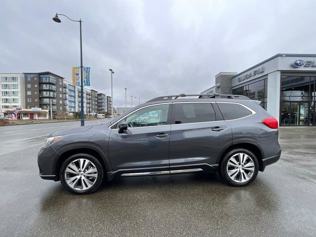 Used 2022 Subaru Ascent Limited w/ Technology Package image 5