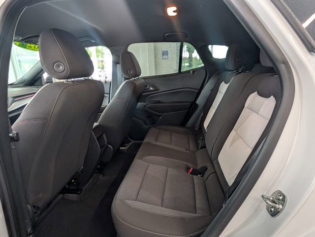 Certified 2024 Chevrolet Trax RS w/ Driver Confidence Package image 7