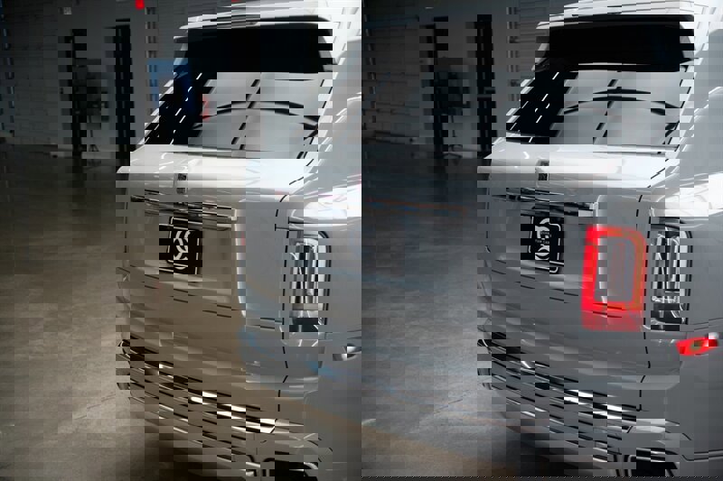 Used 2020 Rolls-Royce Cullinan image 33