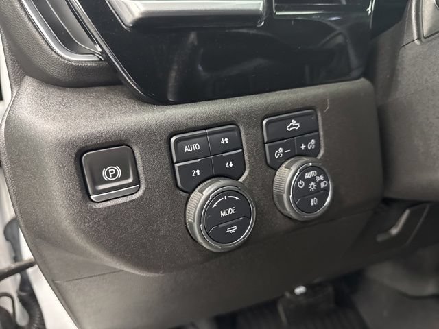 Used 2022 Chevrolet Silverado 1500 RST AWD/4WD image 11