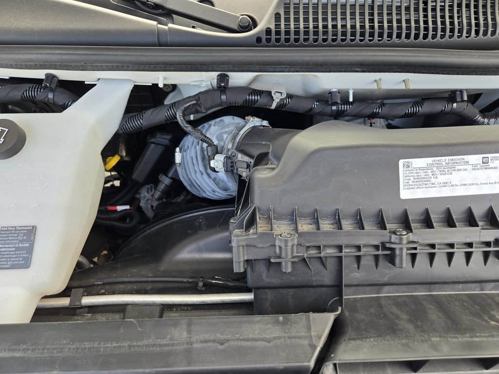 Used 2024 Chevrolet Express 3500 w/ Power Convenience Package RWD image 29