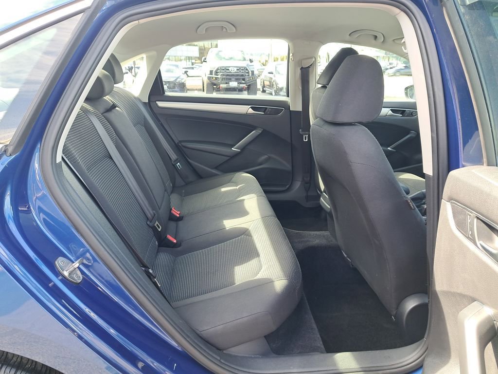 Used 2016 Volkswagen Passat 1.8T S image 15