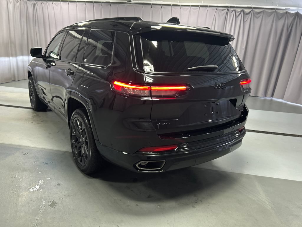 Used 2024 Jeep Grand Cherokee L Summit AWD/4WD image 5