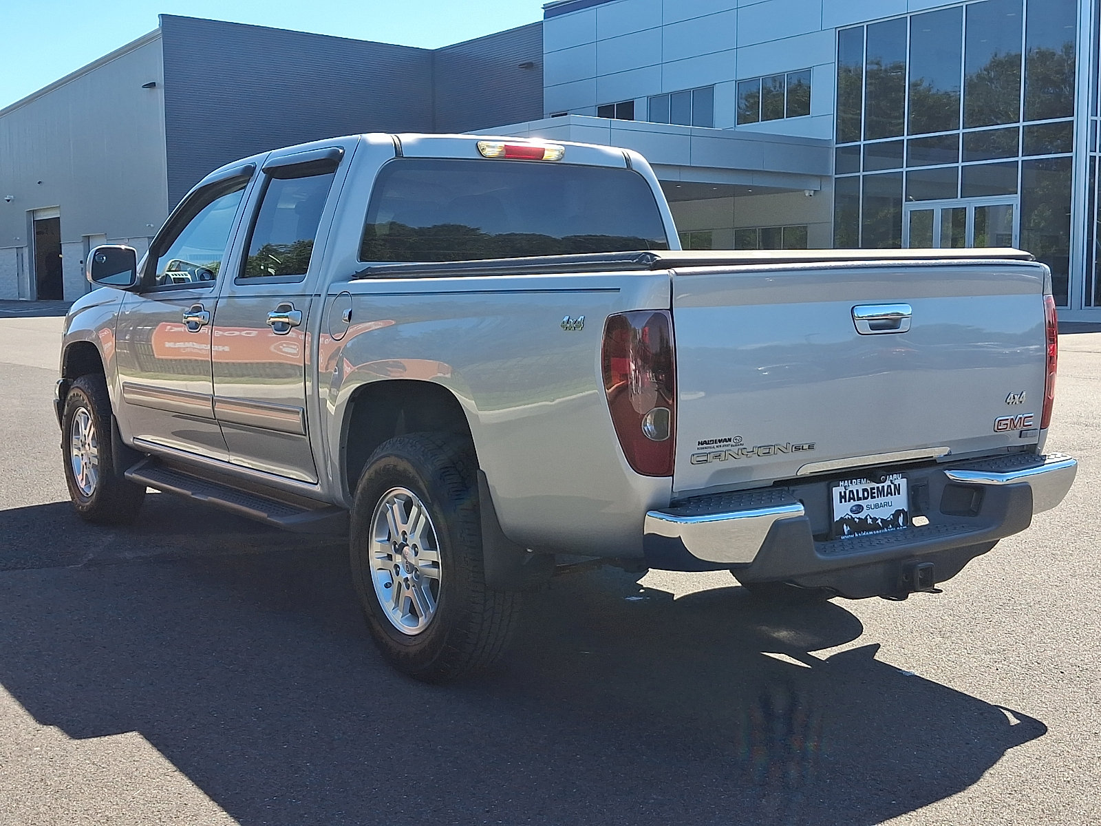 Used 2012 GMC Canyon SLE AWD/4WD image 5