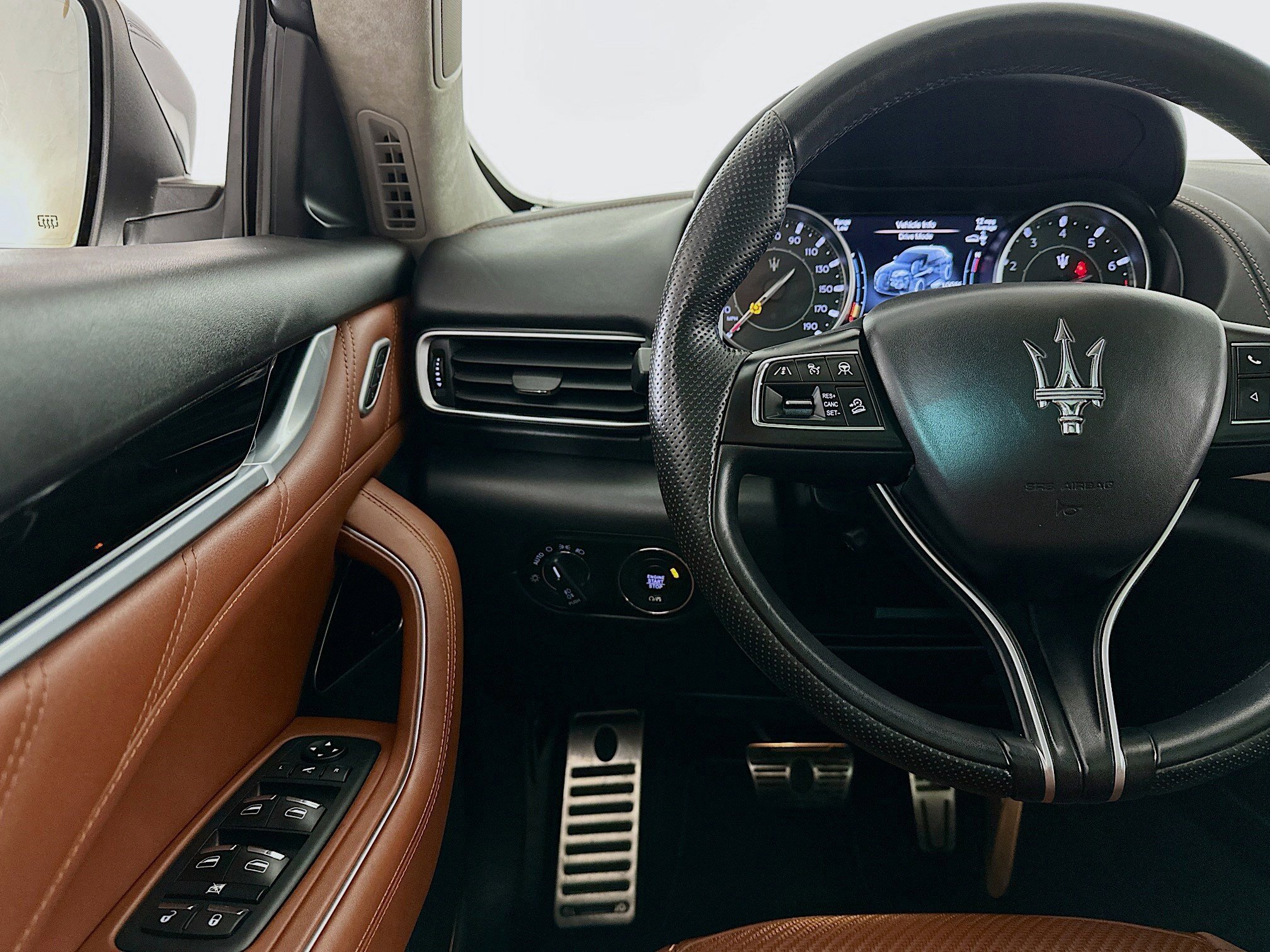 Used 2022 Maserati Levante Modena AWD/4WD image 10