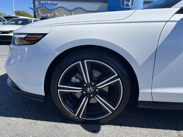 Used 2025 Honda Accord Sport image 21