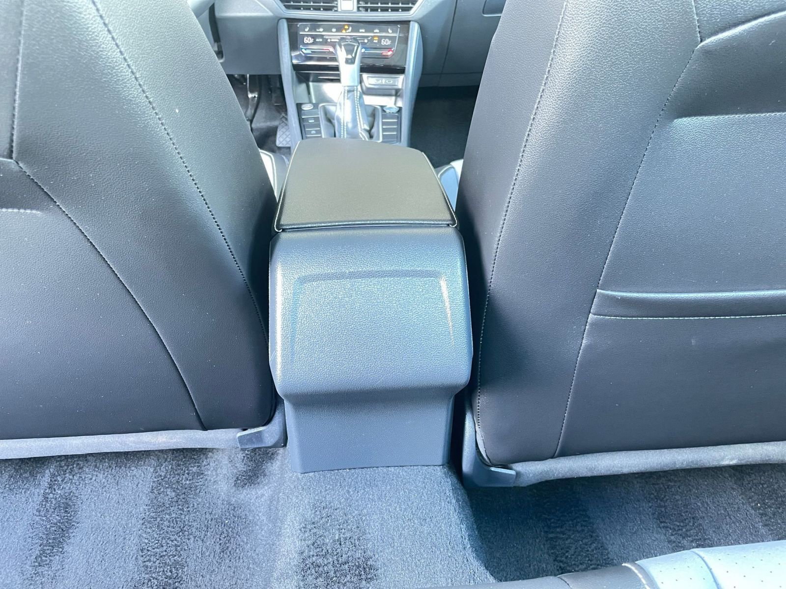 Used 2025 Volkswagen Jetta SE image 24