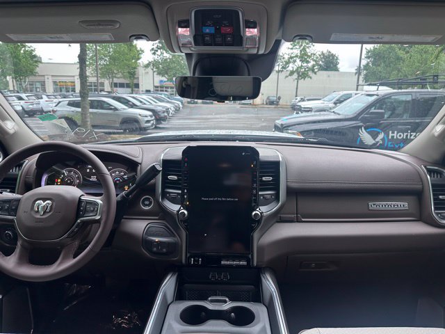 New 2026 RAM 3500 Laramie AWD/4WD image 25