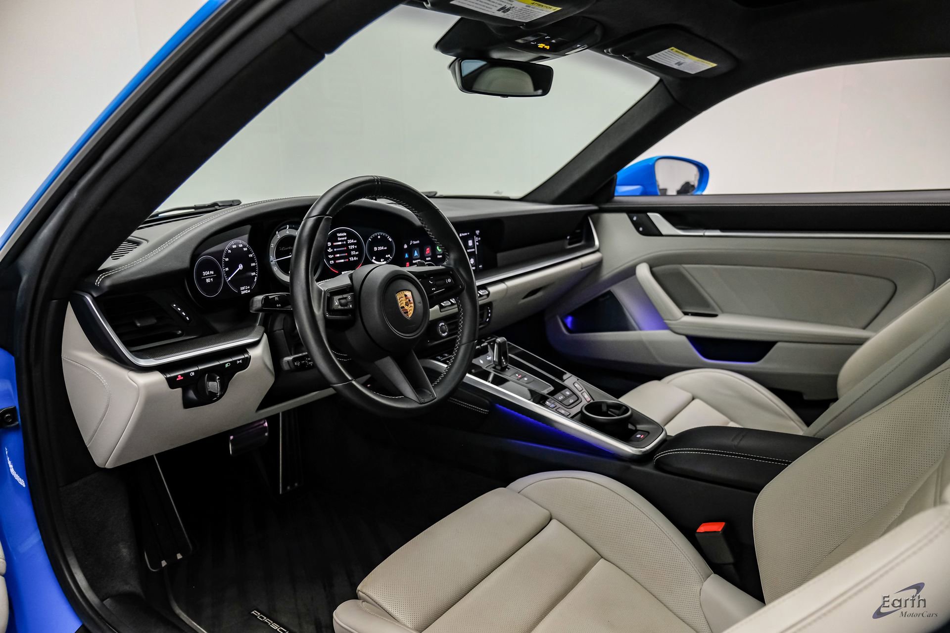 Used 2022 Porsche 911 Turbo S AWD/4WD image 37
