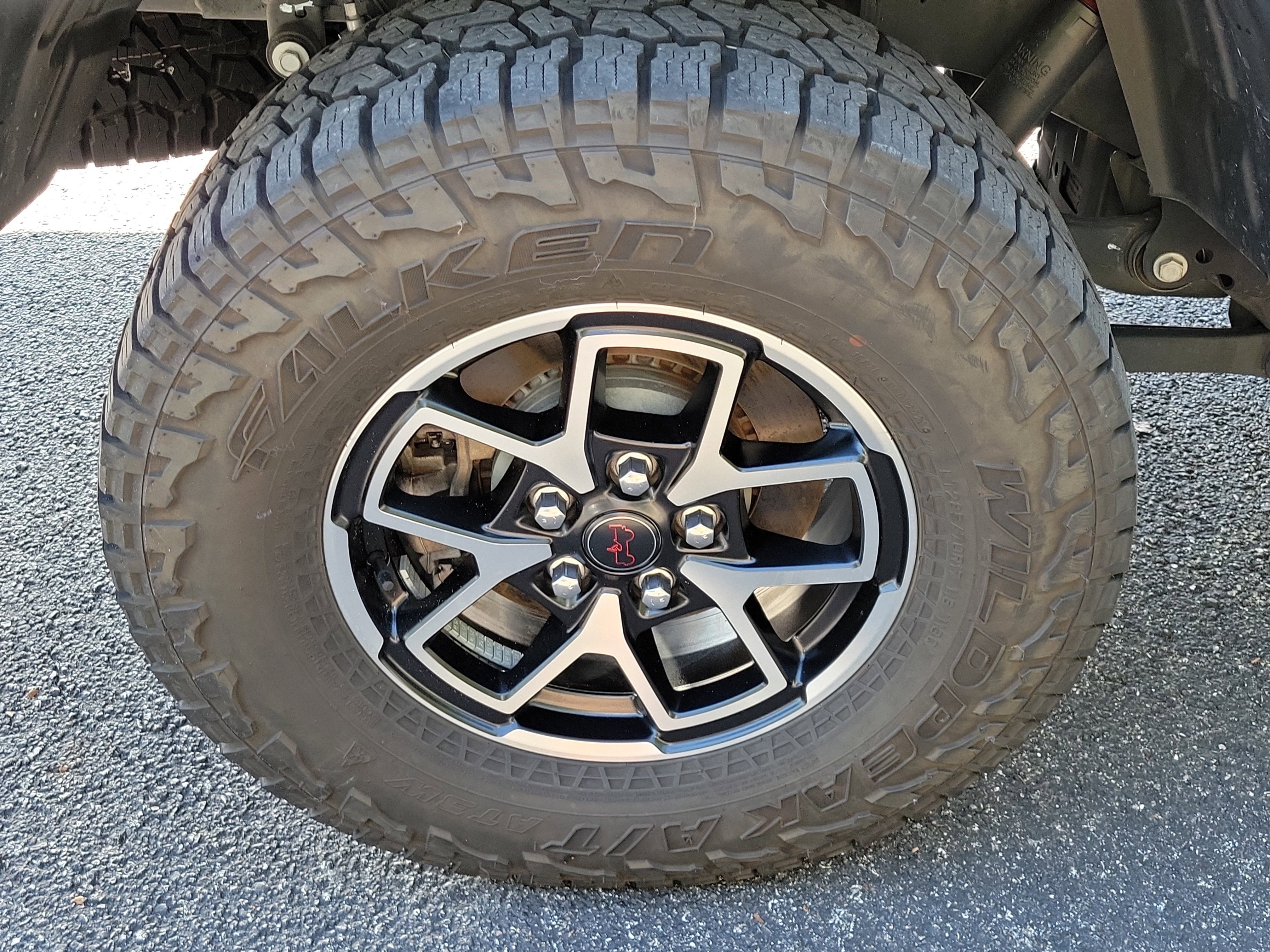 Used 2024 Jeep Gladiator Rubicon AWD/4WD image 10