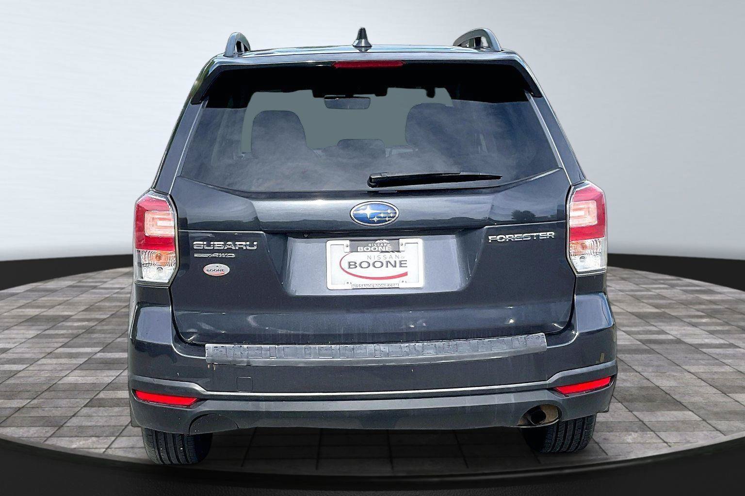 Used 2018 Subaru Forester 2.5i Premium AWD/4WD image 4
