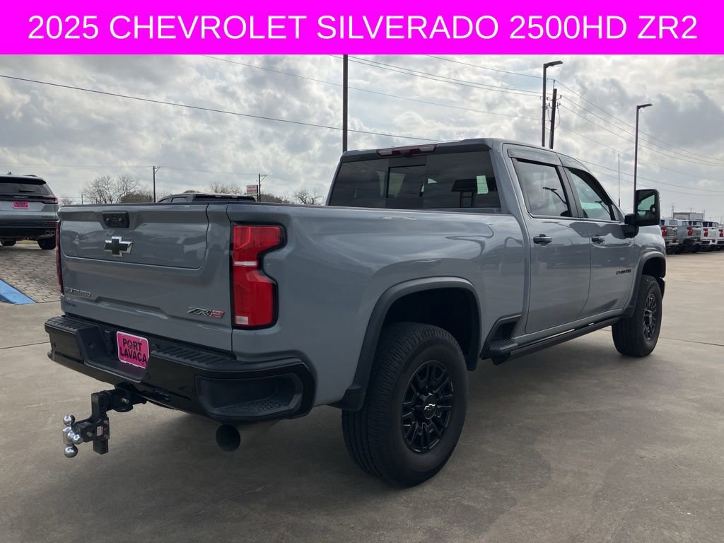 Used 2025 Chevrolet Silverado 2500 ZR2 w/ Technology Package image 7