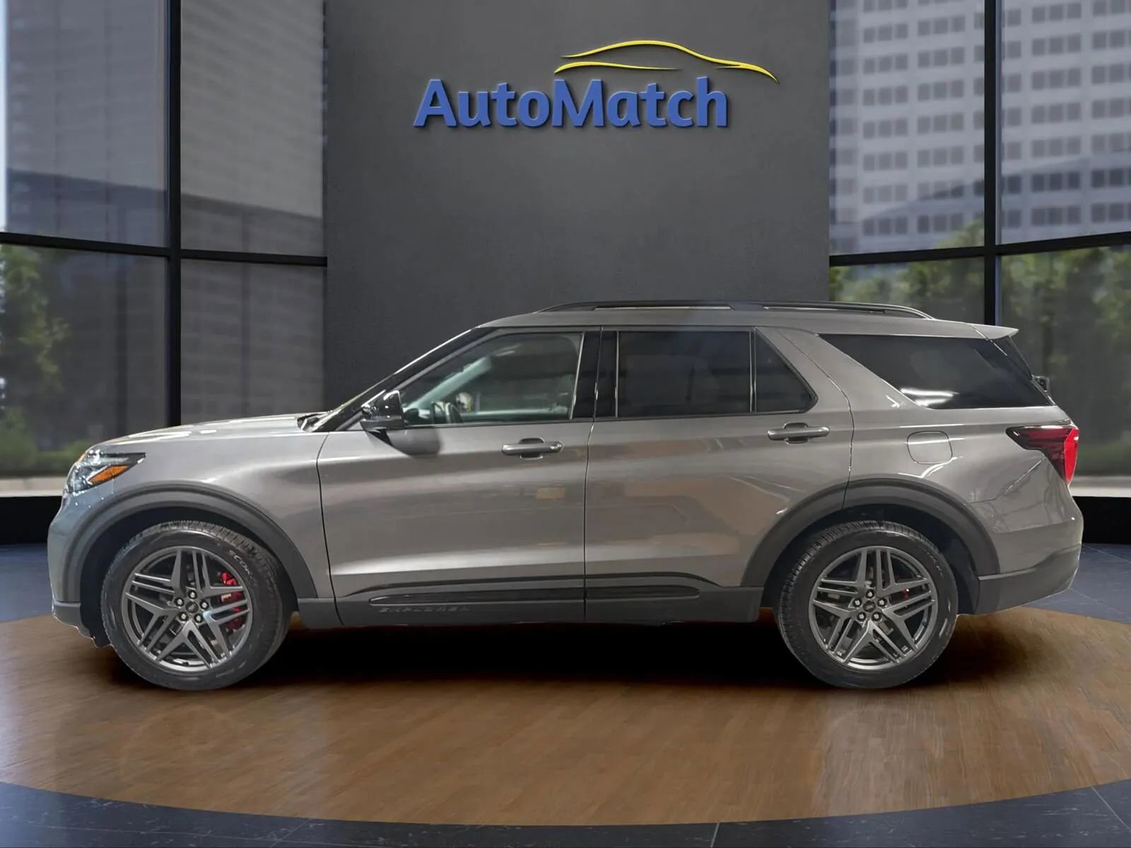 Used 2025 Ford Explorer ST image 7