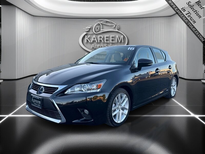 Used 2016 Lexus CT 200h w/ Navigation Package
