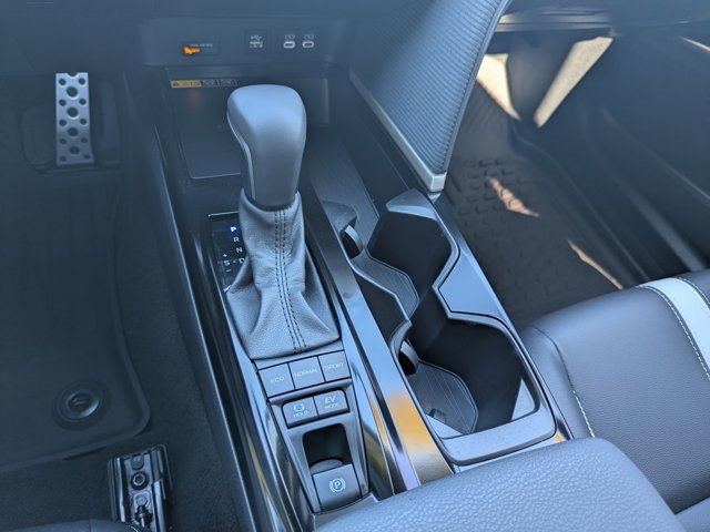 Used 2025 Toyota Camry SE image 26