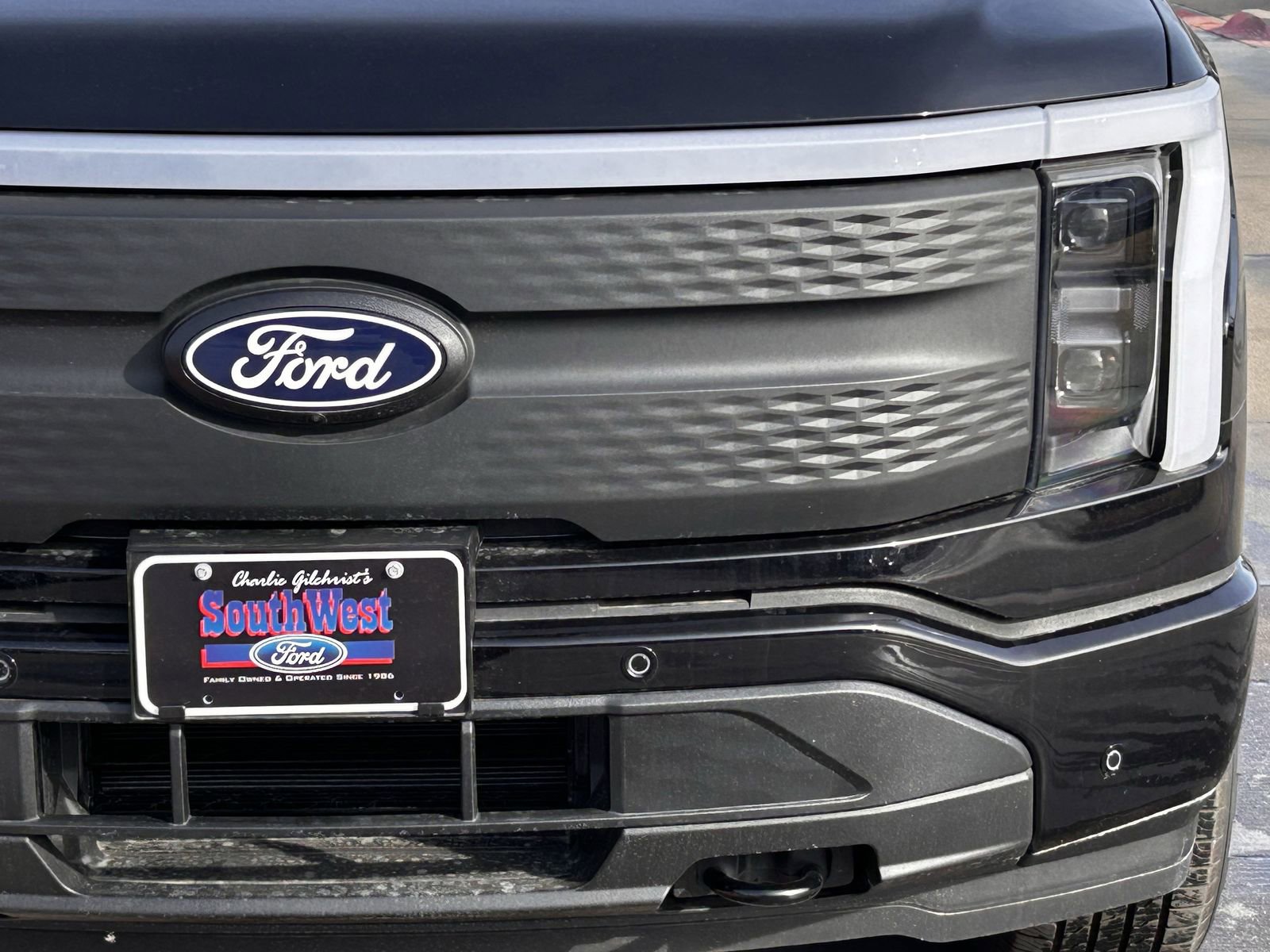 New 2025 Ford F150 Lightning Flash image 8