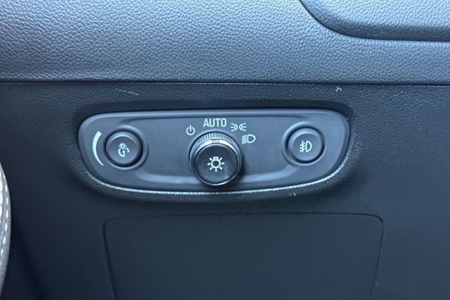 Used 2023 Buick Encore GX Preferred w/ Cold Weather Comfort Package FWD image 42