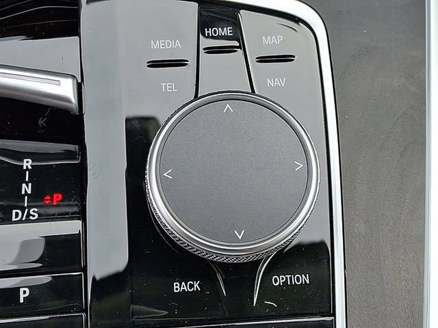 Used 2026 BMW X7 xDrive40i AWD/4WD image 16
