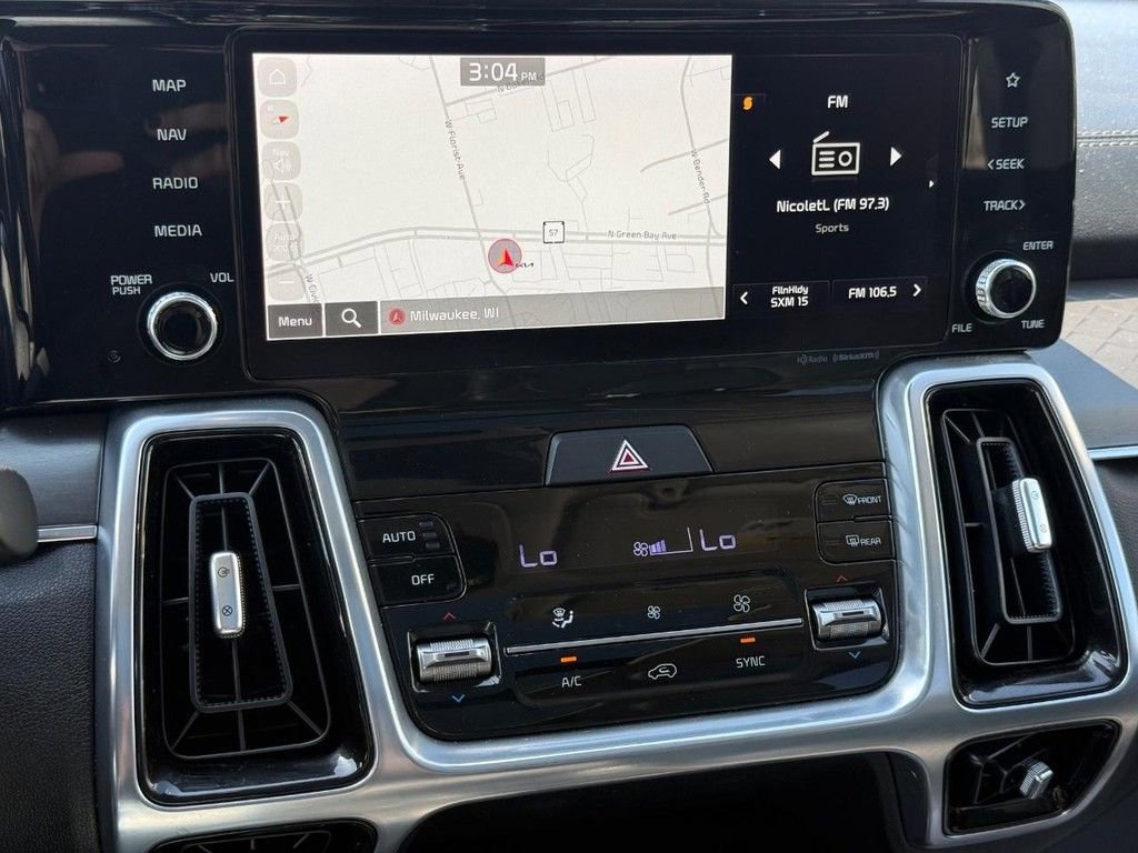 Used 2023 Kia Sorento SX AWD/4WD image 21