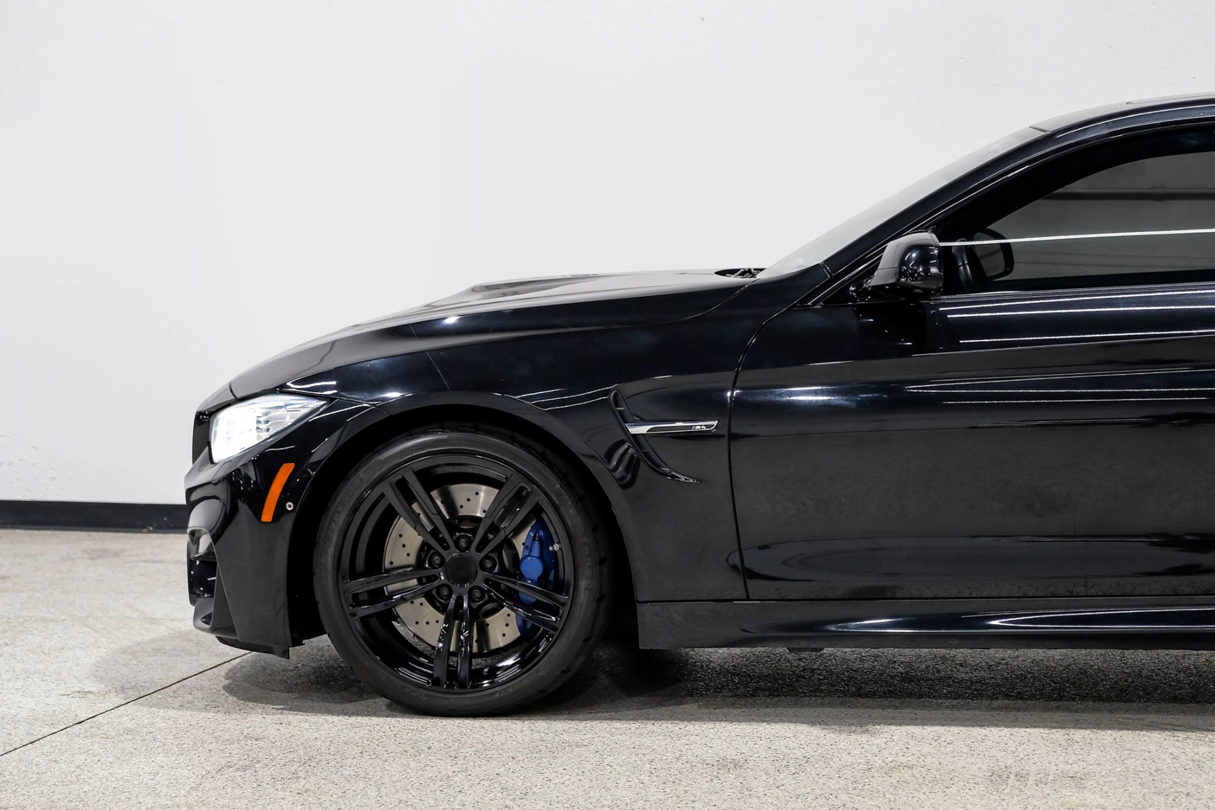 Used 2015 BMW M4 Coupe image 14