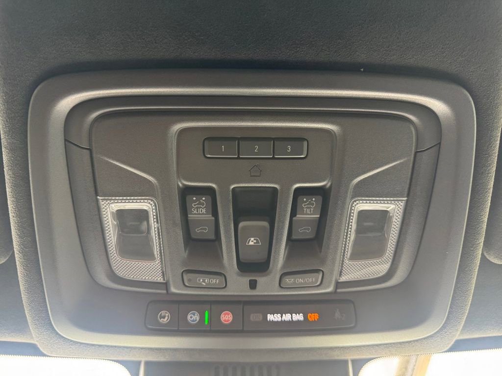 Used 2024 GMC Sierra 2500 AT4X image 27