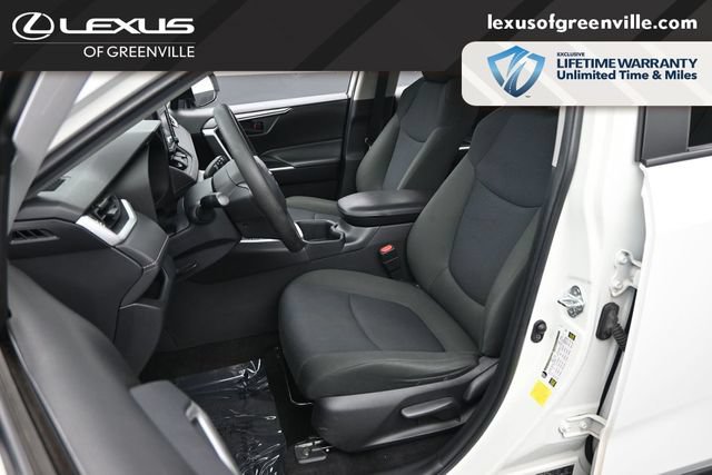 Used 2022 Toyota RAV4 LE FWD image 19
