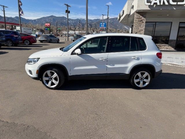 Used 2013 Volkswagen Tiguan S AWD/4WD image 4