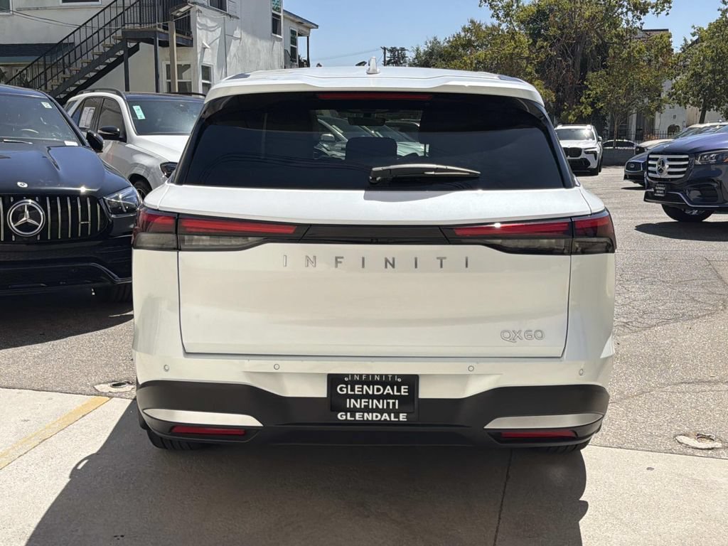 Certified 2026 INFINITI QX60 Pure w/ Cargo Package FWD image 5