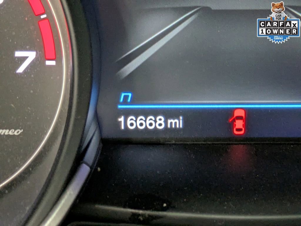 Used 2023 Alfa Romeo Stelvio Sprint image 17
