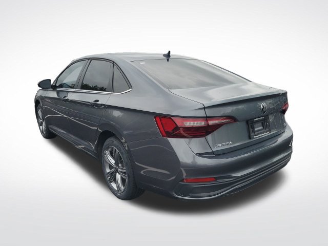 Used 2024 Volkswagen Jetta SE w/ Panoramic Sunroof Package FWD image 15