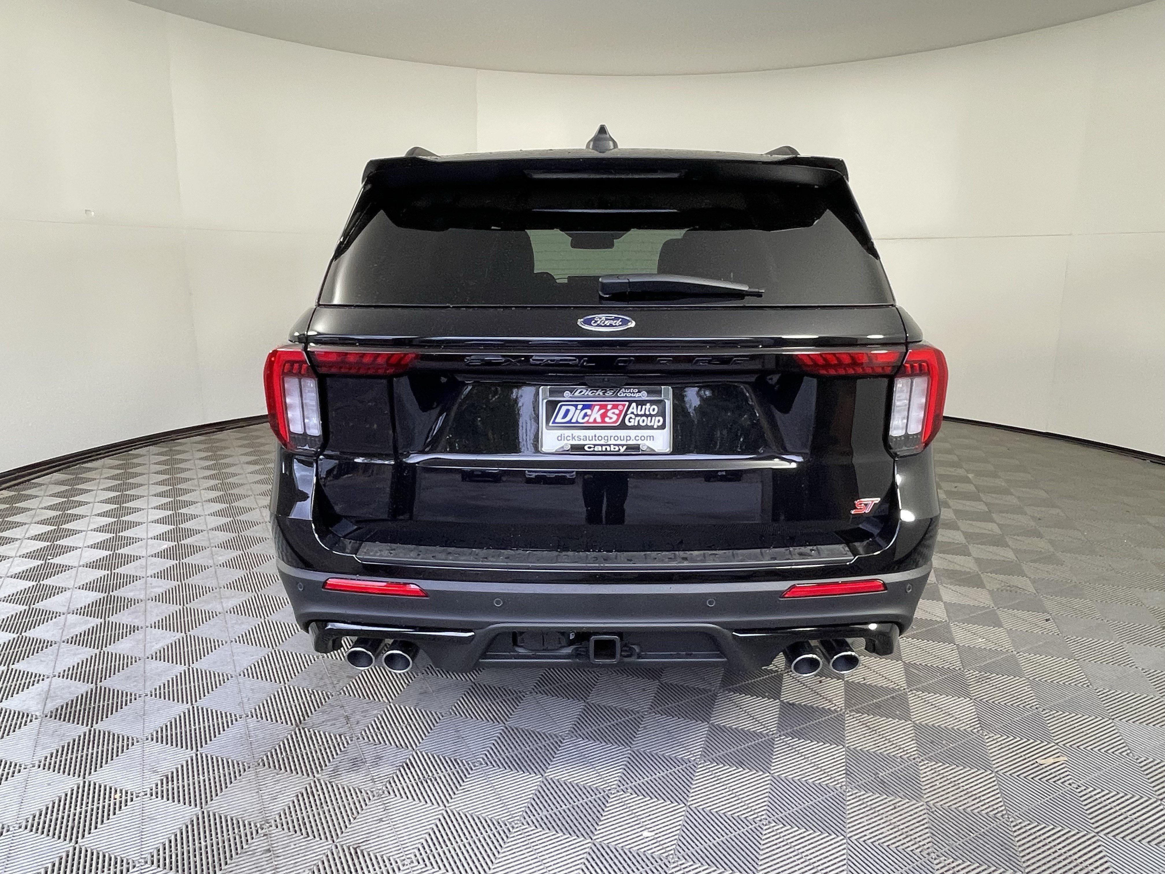 New 2026 Ford Explorer ST AWD/4WD image 4
