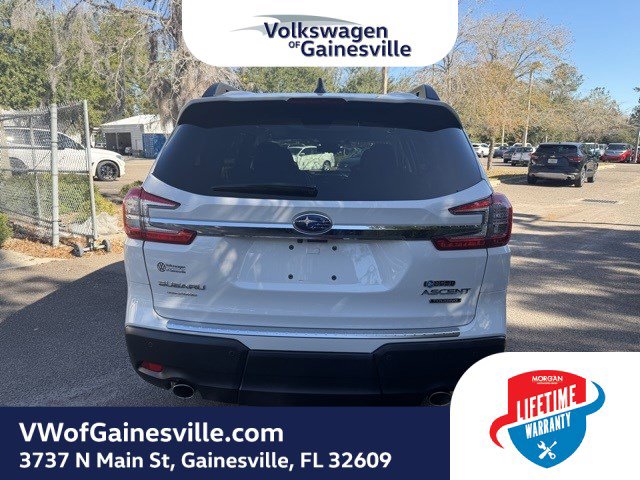 Used 2023 Subaru Ascent Touring image 5