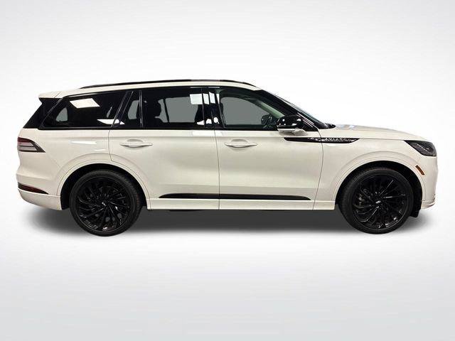 Used 2025 Lincoln Aviator Reserve w/ Jet Appearance Package RWD image 6