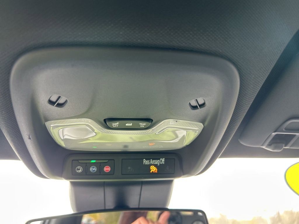 Used 2024 Chevrolet Colorado Trail Boss w/ Advanced Trailering Package image 15