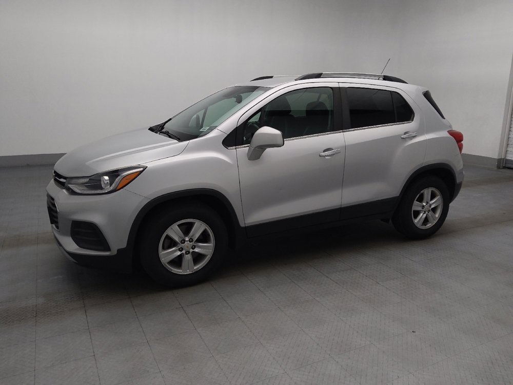 Used 2019 Chevrolet Trax LT w/ LT Convenience Package FWD image 2