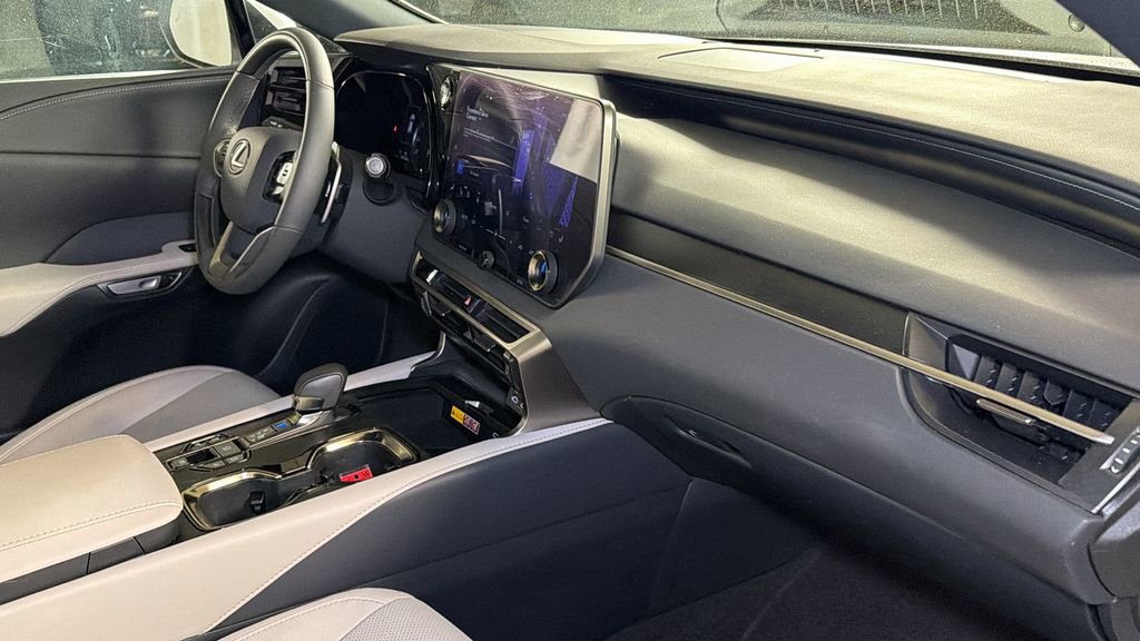 Used 2023 Lexus RX 350 Premium w/ Cold Area Package AWD/4WD image 10