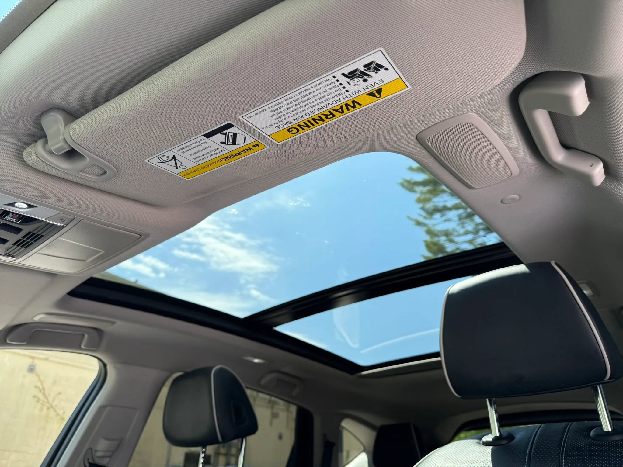 Used 2020 Acura RDX AWD w/ Advance Package image 11