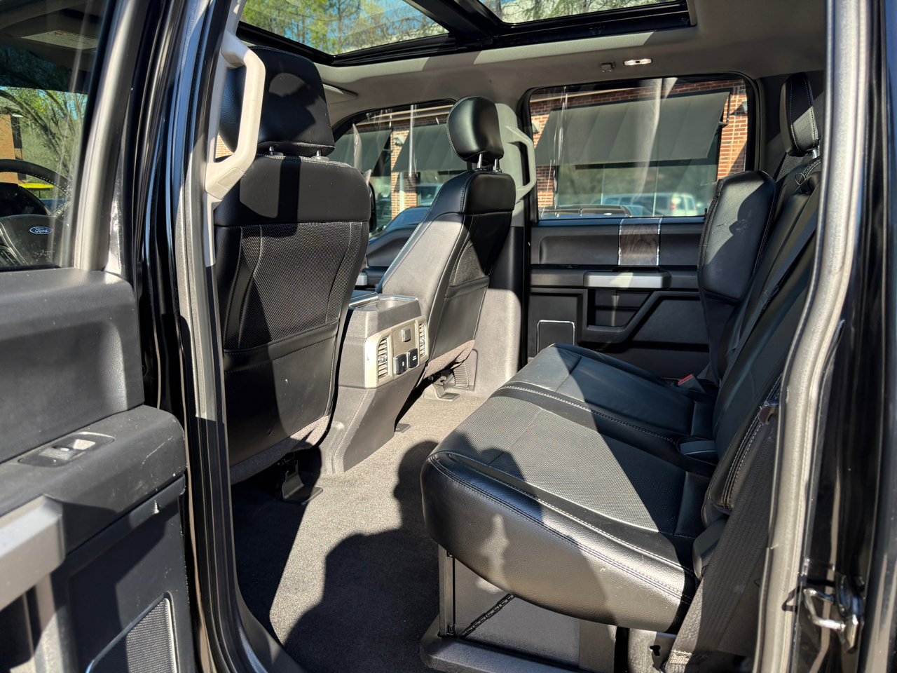 Used 2017 Ford F250 Lariat w/ Lariat Ultimate Package image 25