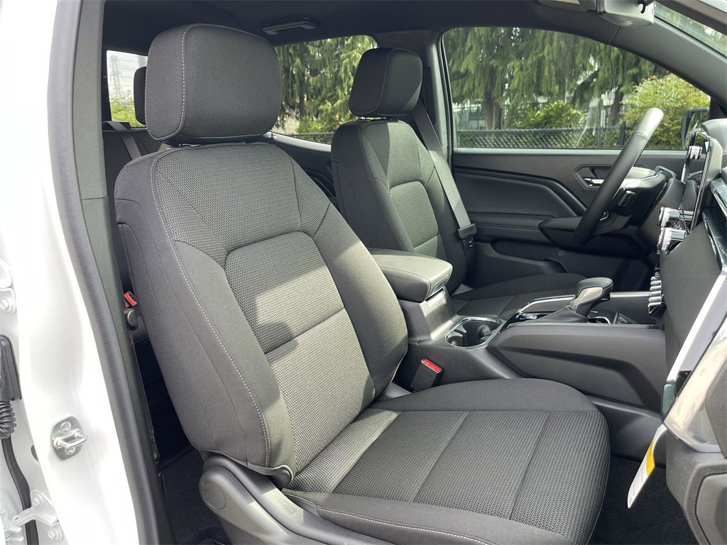 New 2025 GMC Canyon Elevation w/ Convenience Package image 27