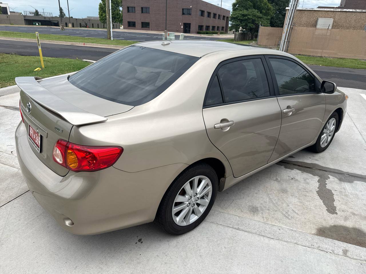 Used 2010 Toyota Corolla FWD image 10