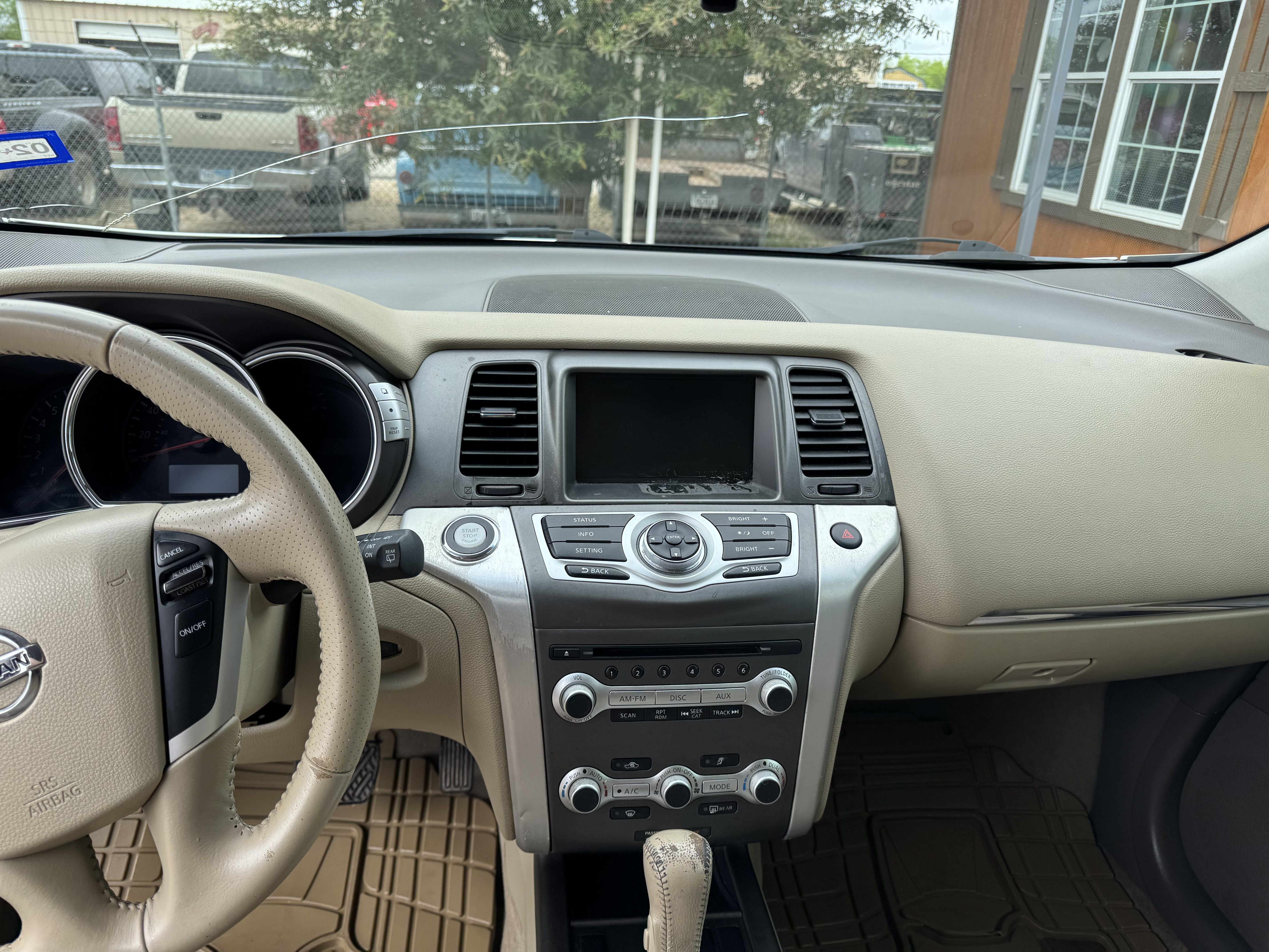 Used 2013 Nissan Murano SV image 2