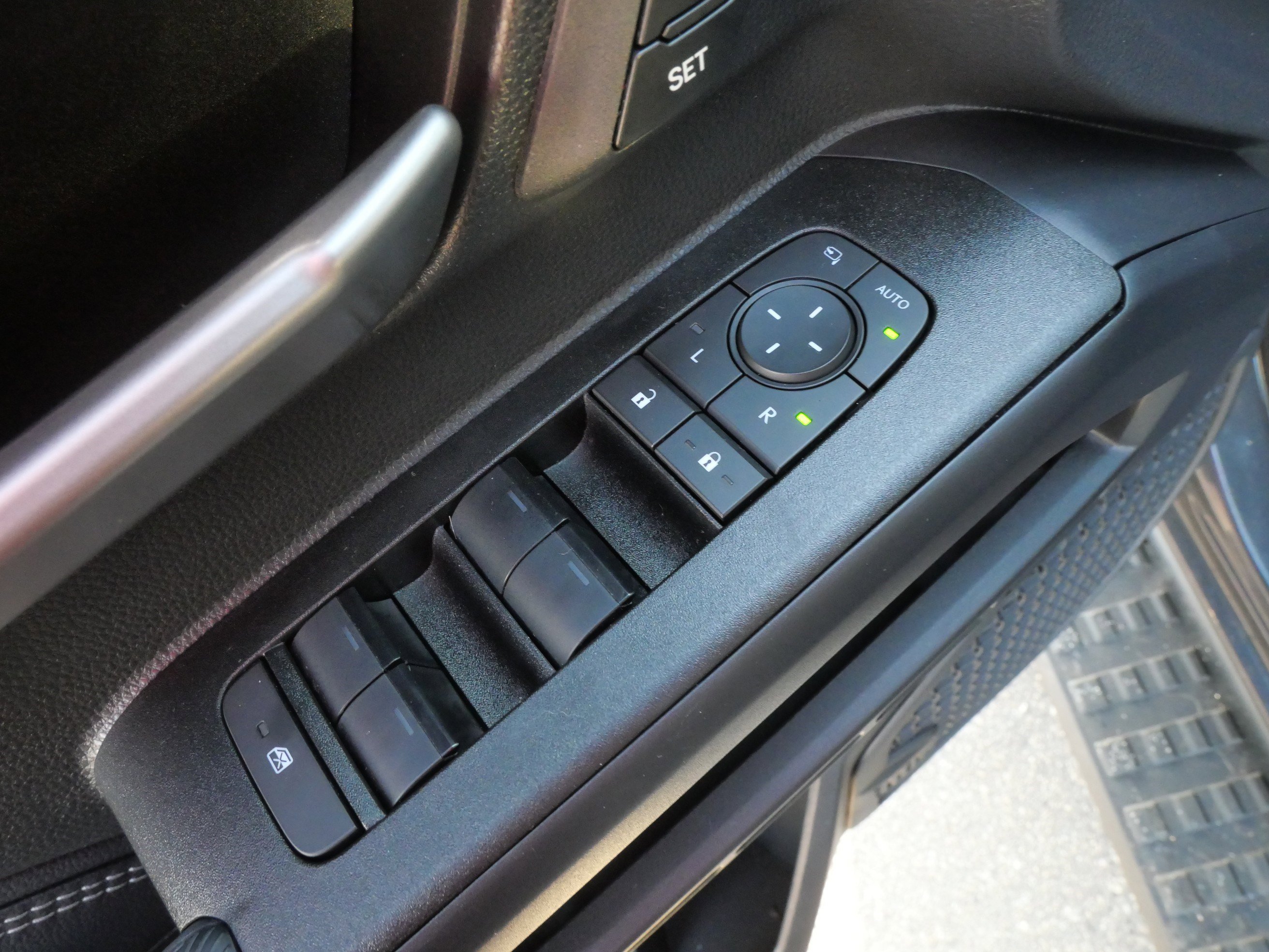 Used 2025 Toyota 4Runner Limited image 20