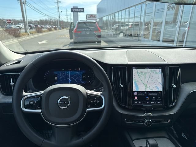 Certified 2025 Volvo XC60 B5 Plus image 21