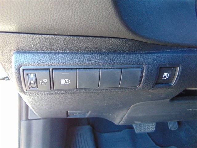 Used 2025 Toyota Corolla XLE image 19