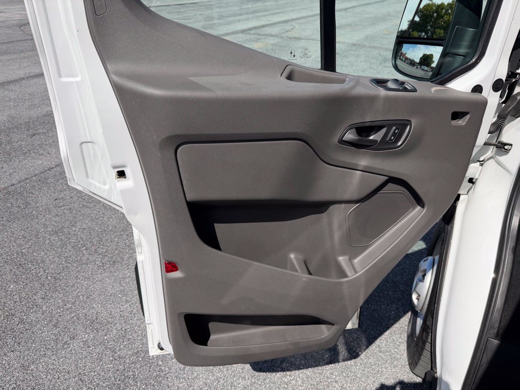 Certified 2025 Ford Transit 350 XLT AWD/4WD image 13