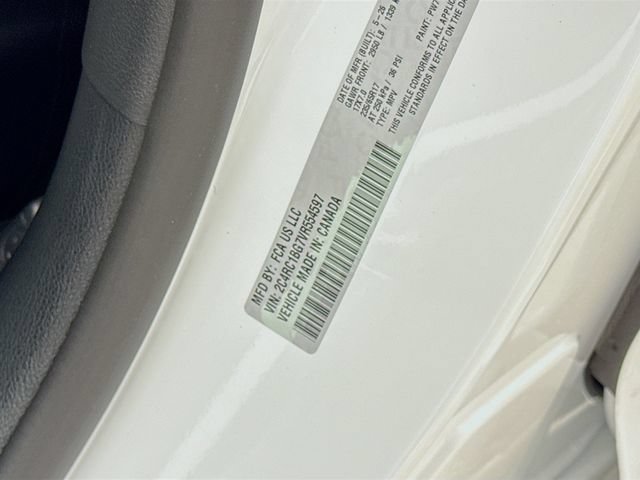 New 2027 Chrysler Pacifica Select FWD image 32