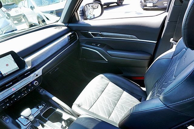 Used 2025 Kia Telluride EX X-Line AWD/4WD image 33