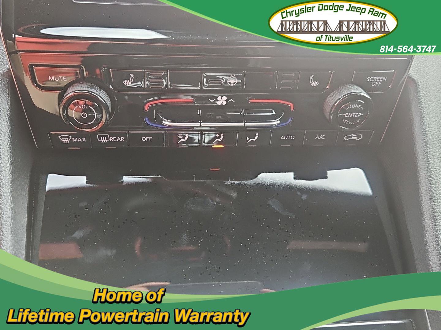 New 2025 Jeep Grand Cherokee Laredo X image 16