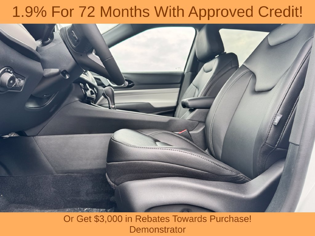 New 2026 Jeep Compass Limited w/ Sun, Sound & Navigation Group AWD/4WD image 17